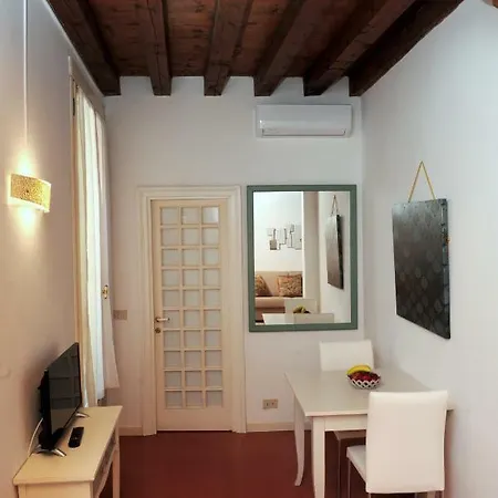 Апартаменты Ca' Del Cortile